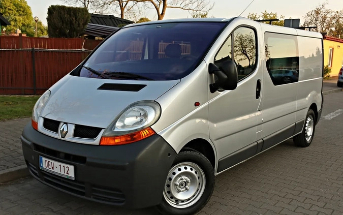 Renault Trafic cena 27900 przebieg: 260000, rok produkcji 2004 z Gostynin małe 667